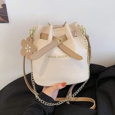 Tas Astetic, Kawaii Shoulder Bag With Cute Design For Everyday Use, Cheap Kawaii Bags For Everyday Use, Tas Cute Aesthetic, Cute Accessories Kawaii Handbags, Ladies Purses Handbags Style, จีซอง Nct