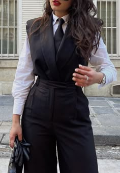 Tie Outfit, Corporate Attire, Professional Outfits Women, Business Outfits Women, Woman Suit Fashion