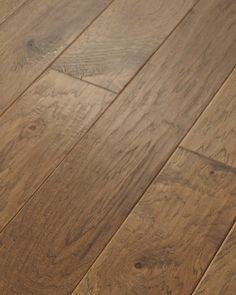 an image of wood flooring that looks like it has been cleaned and is ready to be used