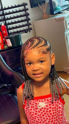 𝐔𝐍𝐖𝐑𝐈𝐓𝐓𝐄𝐍𝐒𝐓𝐔𝐃𝐈𝐎𝐒 | Stylist & Trainer | Vacation ready!🌴 Kids Fulani freestyle + beads😍 @eli.dior_ @roseeyeview - - - - #kidshairstyles #fulanibraids #protectivestyles #explore #… | Instagram Natural Hairstyles For Black Kids, Girls Braided Hairstyles Kids, Braids Inspiration, Toddler Braided Hairstyles, Black Kids Braids Hairstyles