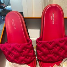 Brand New In Box Pink Slides Slippers Louis Vuitton, Louis Vuitton Slides Fur, Louis Vuitton Shoes Slides, Chanel Pink Slippers, Tommy Hilfiger Slides Pink, Designer Tennis Shoes, Lv Slides, Cute Slides, Pretty Sneakers