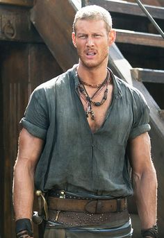 Malibu Halloween Costume, Viking Halloween Costume, Billy Bones, Mermaid Halloween Costumes, Tom Hopper, Mens Dress Outfits, Cheap Halloween Costumes, Pirate Outfit