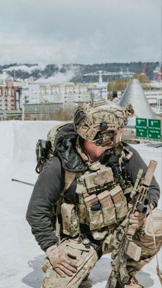 Special Forces Loadout, Devgru Loadout, Multicam Loadout, Pmc Loadout, Devgru Operator, Garand Thumb, Special Forces Operator, Military Loadout, Cool Tactical Gear