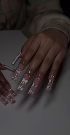 Ongles Bling Bling, Drip Nails, Dope Nail Designs, Exotic Nails, Long Acrylic Nails Coffin, Acrylic Nails Coffin Pink, White Nail Designs, Long Square Acrylic Nails