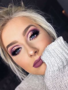 Eyeshadow Brown Eyes, Trucco Smokey Eye, Makeup Eyeshadow Brown Eyes, Eye Makeup Cut Crease, Makeup Cantik, Eyeshadow For Blue Eyes, Purple Eye Makeup, Glitter Eye Makeup, Purple Makeup