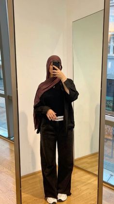 Aesthetic Outfits Hijab, Outfit First Day Of School, Brown Hijab, Hijab Trend, Outfit Muslim, School Outfits Fall, Modest Outfits Muslim