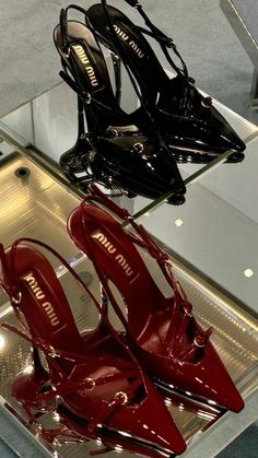 Miu Miu Heels, Hak Tinggi, Pretty Heels, Dr Shoes, Fashion Shoes Heels, Shoes Heels Classy, Chique Outfits, Heels Classy, Fancy Shoes