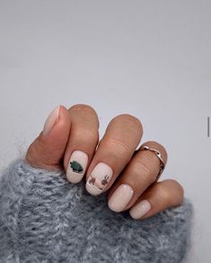 Christmas Nail Ideas, Sheer Nails, Summer Gel Nails, Nail Drawing, Pointed Nails, Nails Only, Nail Patterns