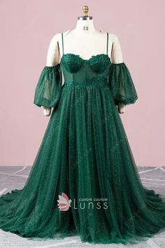 Plus Size Formal Dresses For Wedding, Gala Dresses Plus Size, Prom Dresses Aesthetic, Puff Sleeve Plus Size, Old Hollywood Prom, Green Prom Dress Long, Dark Green Prom Dresses, Plus Size Ball Gown, Custom Made Prom Dress