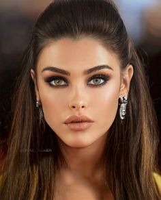 Brunette Makeup, Makijaż Smokey Eye, Gorgeous Eyes, American Beauty, Smokey Eye Makeup, Eye Make, Glam Makeup, Beautiful Makeup, Beauty Face