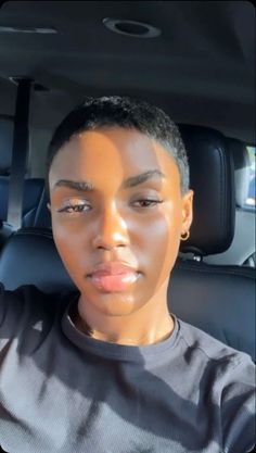 Black Women Very Short Natural Hairstyles, Low Natural Haircut Black Women, Low Pixie Haircut Black Women, Black Women Buzzcut, Shaved Head Black Women, Super Short Pixie For Black Women, 90s Pixie Cut Black Women, Bald Hairstyles