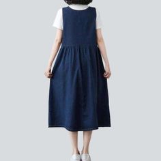 Introducing the 2023 Spring-Summer Collection's navy blue loose denim dress ââ‚?the perfect blend of timeless elegance and couture chic. With a classic dark wash and long length. this buttoned closure dress is sure to be your favorite go-to piece this season! Distinctive Features: Classic Style: Classic look. perfect for any occasion. Dark Wash: Create a mature and sophisticated aura. Long Length: Casual and flattering shape. Buttoned Closure: Effortless and secure. A Refined Expression of Style Loose Denim Dress, Denim Dresses Online, Long Denim Dress, Womens Denim Dress, Denim Clothing, Denim Pants Women, Denim Patterns, Current Trends, Long Jeans