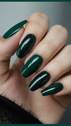 Discover the latest trend in dark emerald green nails and explore an array of acrylic almond and short nail designs including gold silver and chrome accents Elevate your prom look with French tip simple or intricate acrylic coffin designs perfect for prom or shellac finish Nail the perfect nail art with our collection of acrylic coffin designs in various styles colors and finishes