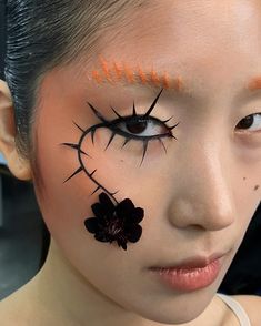 Oh Seong Seok (@ohseongseok) • Instagram photos and videos Creative Makeup Looks, Makes You Beautiful, Cosplay Makeup, Artistic Photography, Creative Makeup, Eyelash Extensions, Makeup Inspiration, Makeup Artist, Eyelashes