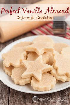 Almond Sugar Cookie Recipe, Almond Sugar Cookies, Cut Out Cookie Recipe, Perfect Sugar Cookies, Soft Sugar Cookies, Cutout Sugar Cookies, Christmas Sugar Cookies