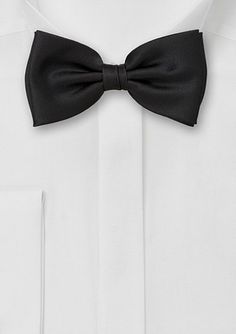 #bowsnties  Bow ties are so adorable!  I'm trying to convince my fiance to wear one. White Tie Event, Groomsmen Accessories, Groomsmen Bowtie, Dinner Jacket, Black Bow Tie, Pre Tied Bow Tie, Boys Bow Ties, Mens Bow Ties, Fashion Night