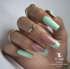 Simple Spring Nails Acrylic Coffin, Nails With Colorful Tips, Light Turquoise Nails, Glossy Nail Designs, Classic Nail, Aqua Nails, Nagellack Trends, Nail Looks, Stunning Nail Designs