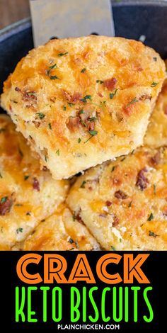 Baked Biscuits, Desayuno Keto, Cheese Mozzarella, Keto Biscuits, Dried Parsley, Low Carb Diets, Keto Cooking, Diet Vegetarian, Keto Recipes Dinner