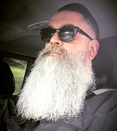 Grey beard Beard Envy, Men With Grey Hair, Grey Beards, Clean Shaven, Beard Hairstyle, Beard Model, Great Beards, Long Beards