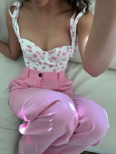 Coquette Nail, Outfit Rosa, Pink Pants, Pink Outfits, Pink Outfit, Girly Outfits