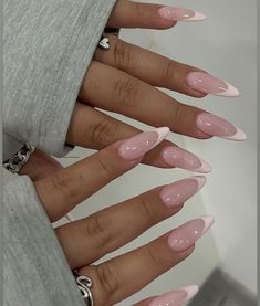 Leah Love Island Nails, Classy Pink Almond Nails, Almond Shape Birthday Nails, Almond Nails Pink French Tip, Almond Nails Inspo Aesthetic, Nail Almond Design, Pink Almond French Tip, Pink Almond Nails French Tip