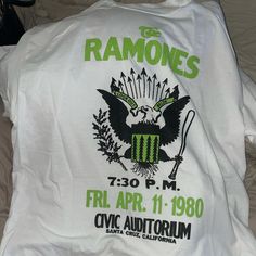 Unisex! I Just Got It In The Mail And It’s Not As Baggy As I Would Like On Me. It Is An Extra Large And Would Fit A Male Like A Large And A Smaller Female As An Xl. Perfect Condition, Just Took It Out Of The Bag An Hour Ago Randy Moss T Shirt, Ramones T Shirt, Ramones, Mens Green, Got It, Extra Large, Tee Shirts, Mens Shirts, Man Shop