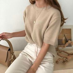 Neutral Aesthetic Outfits, Beige Sweater Outfit, Beige Pullover, Beige Outfit, Pullover Outfit, Tumblr Outfits, Neutral Fashion, Mode Inspo