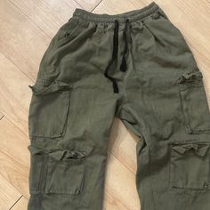 Cargo Pants In A Cute Style Army Green Color Us 10/12 M- Japanese Tags Durable Feel- Like New Green Military Cargo Bottoms, Cute Cargo Pants, Green Military Cargo Jeans, Green Military Cargo Pants With Hip Pockets, Khaki Military Cargo Pants With Pockets, Cargo Pants Color, Army Green Color, Army Colors, Military Nylon Cargo Pants With Cargo Pockets