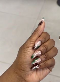 Green And Brown Acrylic Nails, Green And Brown Nails Acrylic, Green Brown Nails, Nails Inspo Green, Brown And Green Nails, Green And Brown Nails, Earth Tone Nails, Nail Inspo Ideas, Boho Nails