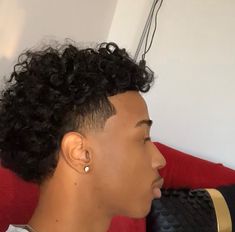 Burst Taper Fade Curly Hair, Curly Mullet Men, Afro Mullet, Curly Hair Taper, Swag Hairstyles, V Shaped Haircut, Taper Fade Short Hair