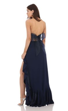 Bow Corset, Corset Maxi Dress, Navy Prom Dresses, Prom Dress Inspo, Prom Inspo, Deb Dresses, Stunning Prom Dresses, Prom Dress Inspiration, Cute Prom Dresses