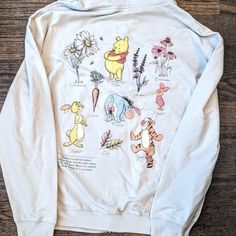 Super Cute, Hard To Find Design! I Only Have This One! Brand New, Never Worn. Price Is Firm. Winnie The Pooh Sweatshirt, Winnie The Pooh Clothes, Vintage Hoodies Aesthetic, Hoodies Aesthetic, Disney Clothes, Disney Sweatshirts, Vintage Hoodies, Disney Tops, Disney Outfits