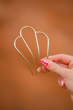 Golden Scalloped Hair Fork Hair Forks, Bow Ponytail, Hair Fork, Bandana Hairstyles, Branded Gifts, Christmas 2023, Scrunchie Hairstyles, Claw Clip, Holiday Sales