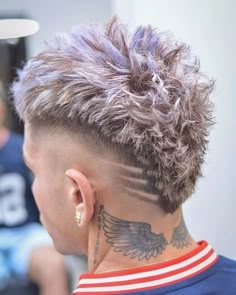 Short Hair Mohawk, Fade Haircut Designs, Short Mohawk, Drop Fade Haircut, Mohawk Hairstyles Men, Curly Hair Fade, Haircuts Short Hair, Gents Hair Style