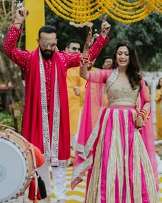 Content creator @soharshi_ tied the knot with long-time beau, Film Maker @shreychhabra_ in a breathtaking mountain wedding. The duo opted for pink color-coordinated outfits for their phoolon ki haldi ceremony and set major #couplegoals Couple: @soharshi_, @shreychhabra_ 📸 : @wedontsaycheese Bride’s Outfit : @etashabyashajain Groom’s Outfit: @kasbah___ Event Planner : @shanqhevents trendy haldi outfit for bride , haldi outfits , haldi outfit ideas , haldi outfit for bride, haldi outfit for men , haldi outfits for bride , lehenga for haldi ceremony , haldi photos , haldi dress for bride , haldi dress for groom , haldi decoration , haldi photoshoot poses , haldi photoshoot bride , wedding haldi photos , matching outfits for haldi , twinning haldi outfits Haldi Ceremony Outfit For Men, Bride Haldi Outfit