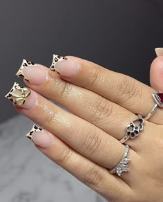 Nail Inspo Cheetah, Short Cheetah Print French Tip Nails, Short Nail Cheetah Designs, Cheetah Print Tips Nails, Y2k Cheetah Print Nails, Cheetah Print Nails, Modern Nails, Pink Ombre Nails