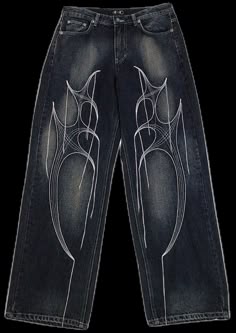 Spray Painted Jeans, Diy Bleach Jeans, Bleach Jeans Diy, Bleach Designs, Reworked Jeans, Diy Pants, Bleached Jeans