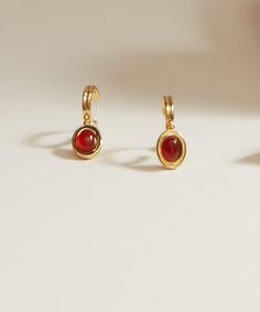 Devon Earrings in Carnelian - En Route Jewelry En Route Jewelry Earrings, Gold Hoops Earrings, En Route Jewelry, Cool Earrings, Carnelian Crystal, Orange Crystals, Carnelian Stone, Italian Jewelry, Red Stone