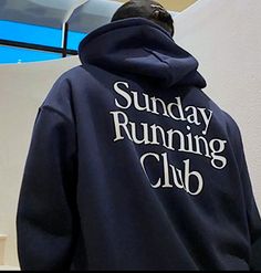 Sunday Running Club Hoodies | Running Sweatshirt Motivation Shirt Running Hooded Sweatshirt | Sporty Rich Wellness Running Club Runner Joggers Hoodies Unisex Sporty Hooded Sweater Gift for Runner  ☆ SUNDAY RUNNING CLUB ☆  DTG Printed BACK PRINT ONLY Available colors-   Dark Green | Navy | Black | White | Ash Grey | Sand ♡ Sunday Running Club! Our all-time favorite classic hoodies for all runners out there! Minimalist back design on a sturdy yet lightweight Gildan hoodies to keep you warm in the Gymnastics Sweatshirts, Workouts Quotes, Wallpaper Fitness, 17 Wallpaper, Aesthetic Positive, Fitness Wallpaper, Run Club, Aesthetic Fitness, Design Jersey