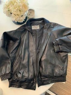 Black Demin Jacket, Mens Leather Jacket, Leather Jacket Vintage, Mens Leather, Jacket Vintage, Black Leather Jacket, Fall Winter Outfits, Look Cool