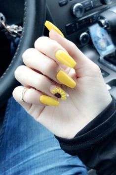 Yellow nail Acrylic Nails Yellow, Acrylic Coffin Nails, Yellow Nail Art, Yellow Nails Design, Yellow Nail, Sunflower Nails, Nails Yellow, Acrylic Coffin, Super Nails