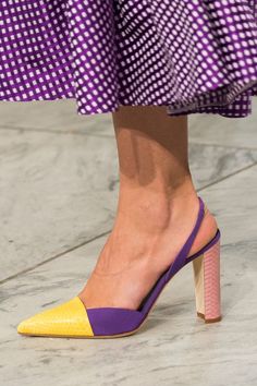 Carolina Herrera at New York Fashion Week Spring 2018 - The Most Coveted Shoes on the New York Runway - Photos Heels Runway, Purple Storm, Shoes With Heels, Feminine Shoes, Trending Womens Shoes, Shoe Wardrobe, Affordable Shoes, Purple Shoes