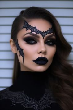 Halloween Batwing Beauty makeup inspired by Gothic aesthetics Cute Bat Face Paint, Bat Women Makeup, Bat Makeup Halloween, Dark Angel Makeup, Batman Makeup, Bat Makeup, Makeup Witch