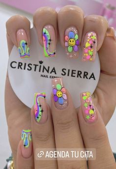 Easter Nails Easy, Easter Nail Art Designs, Cute Summer Nail Designs, Bunny Nails, Easter Nail Designs, Easter Nail Art, Festive Nail Art, Cute Summer Nails