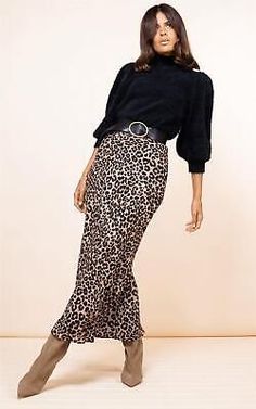 High Waist Outfit, Leopard Print Skirt Outfit, Waist Outfit, High Waist Outfits, Leopard Skirt Outfit, Printed Skirt Outfit, Leopard Print Outfits, Leopard Print Skirt, Animal Print Skirt