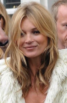 Kate Moss | Hair | Pinterest Kate Moss Hair, Haircuts For Long Hair, Good Hair Day, Medium Hair Cuts, Hair Photo, Hair Envy, Grunge Hair, Kate Moss, Hair Today