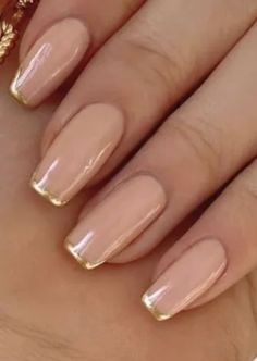 Gold Gel Nails, Health Signs, Subtle Nails, Work Nails, Neutral Nails, Elegant Nails, Bridal Nails, Classy Nails, Chic Nails