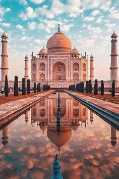 Taj Mahal, India, World Heritage, Travel Destinations, Trip, Sightseeing, Stunning Views Beautiful Places In India, Turkey Beach, Filmy Vintage, Agra Fort, Express Train, 다크 판타지, Destination Voyage, Turkey Travel