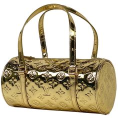 Louis Vuitton Papillon Barrel Bag Monogram Miroir Gold Width Approximately 27.5cm Height Approx. 14cm Depth Approx. 14cm Hello Kitty Handbags, Louis Vuitton Papillon, Bags Louis Vuitton, Barrel Bag, Girly Bags, Gold Handbags, Fancy Bags, Blair Waldorf, Louis Vuitton Bags