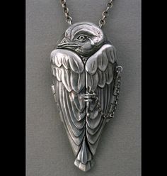 Very cool raven-esque Icarus Jewelry, Maltese Falcon, Eyes Wide Open, Precious Metal Clay, Silver Lockets, Metal Clay, Diy Schmuck, Locket Necklace